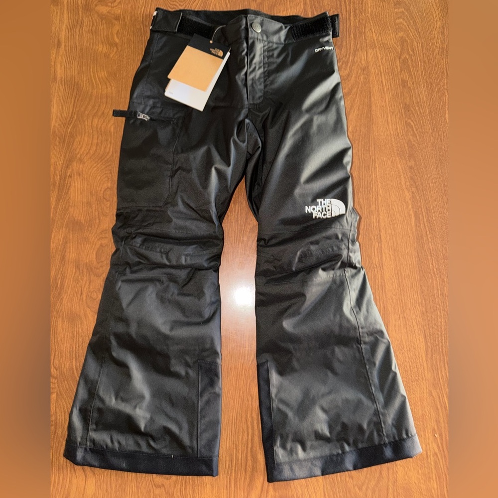 Girls The North Face snow Pants XS (6)
Nwt